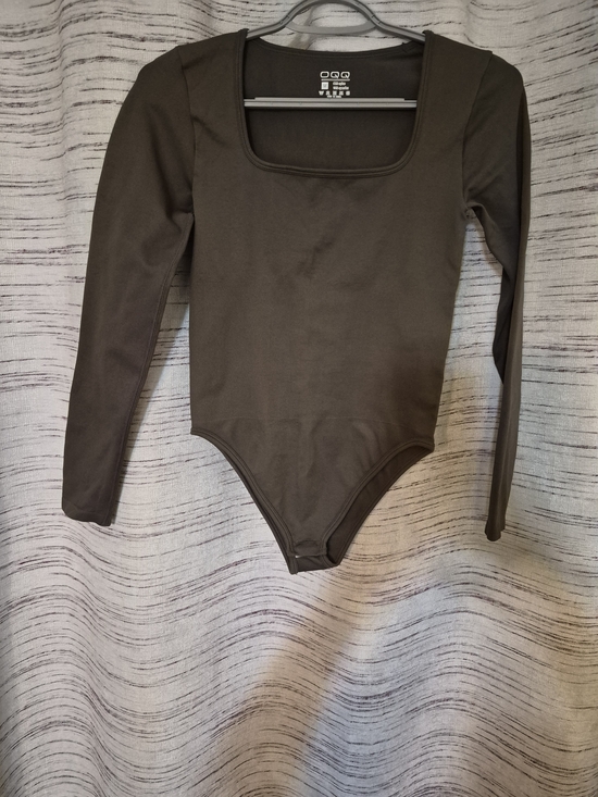 OQQ Tops - Square-Neck Long Sleeve Bodysuit in Brown/Green